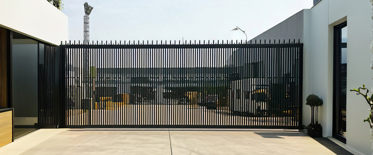 Custom Gate